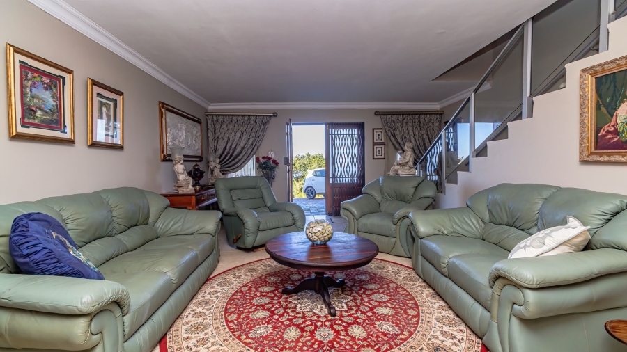 5 Bedroom Property for Sale in Village On Sea Western Cape